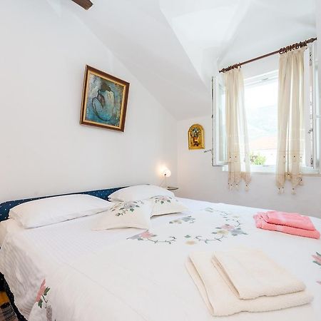 Apartment Julia ซัฟทัท ภายนอก รูปภาพ