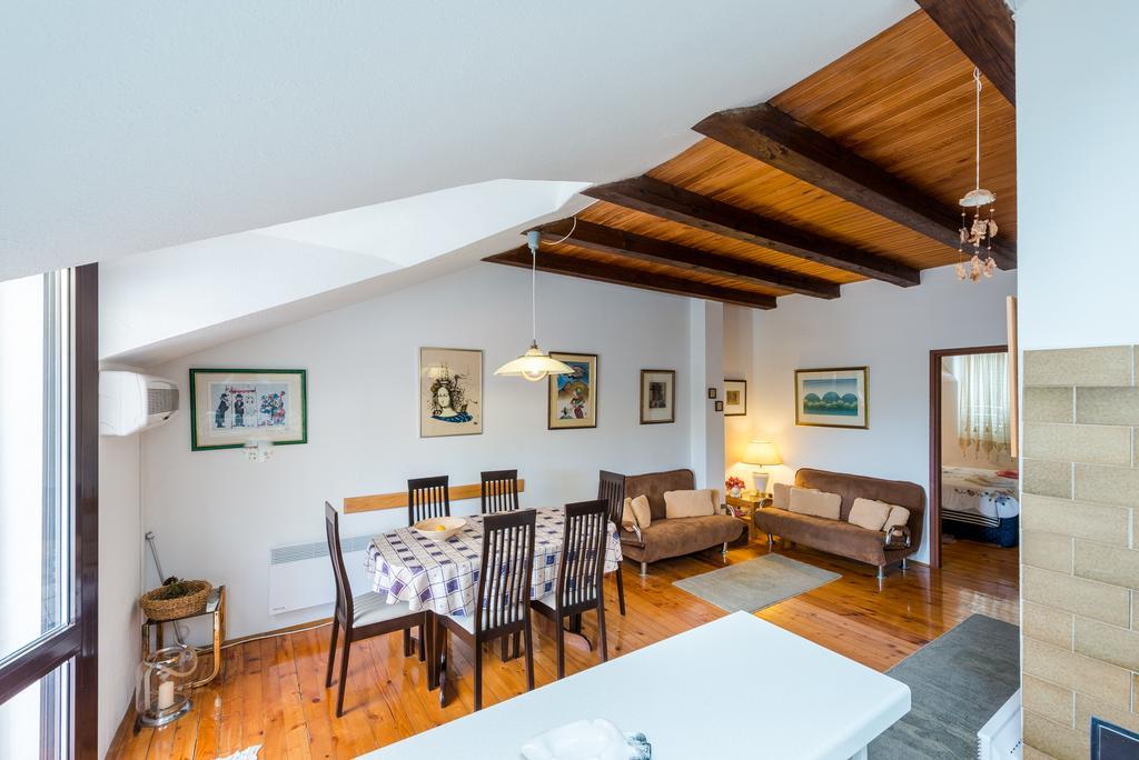 Apartment Julia ซัฟทัท ภายนอก รูปภาพ