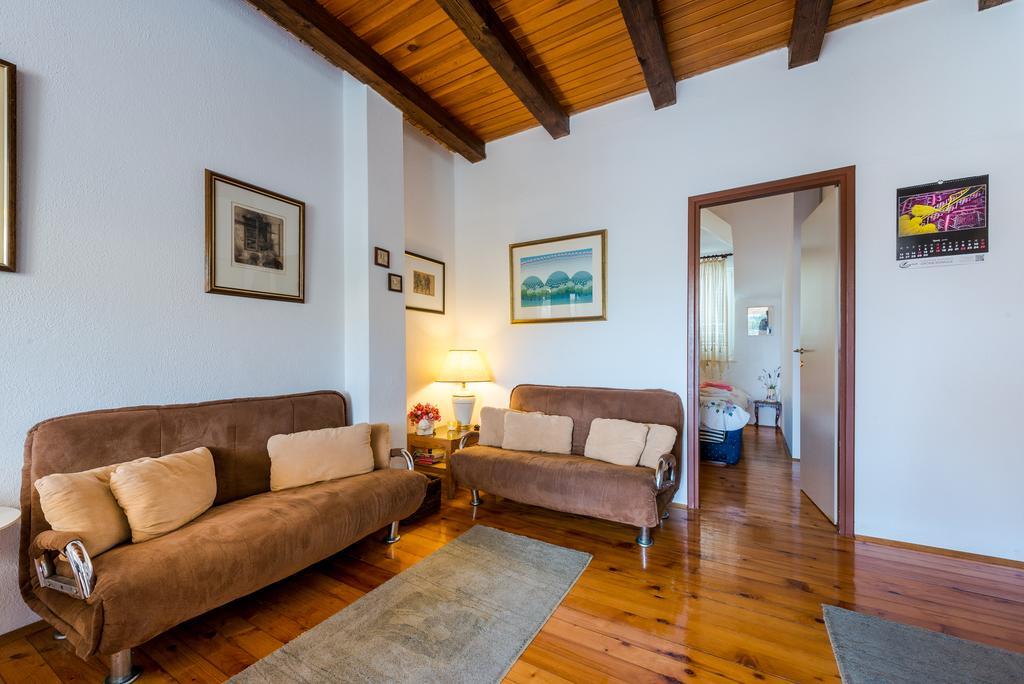 Apartment Julia ซัฟทัท ภายนอก รูปภาพ